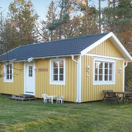 Gorgeous Home In Silverdalen With Kitchen 외부 사진